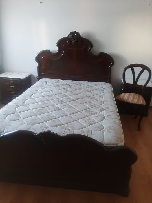 Cama de casal com colchão