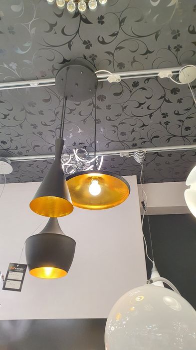 Lampa 3-kloszowa czarno-złota