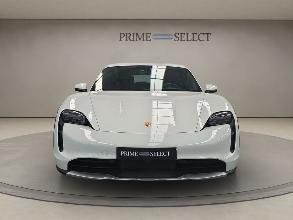Porsche Taycan Cross Turismo