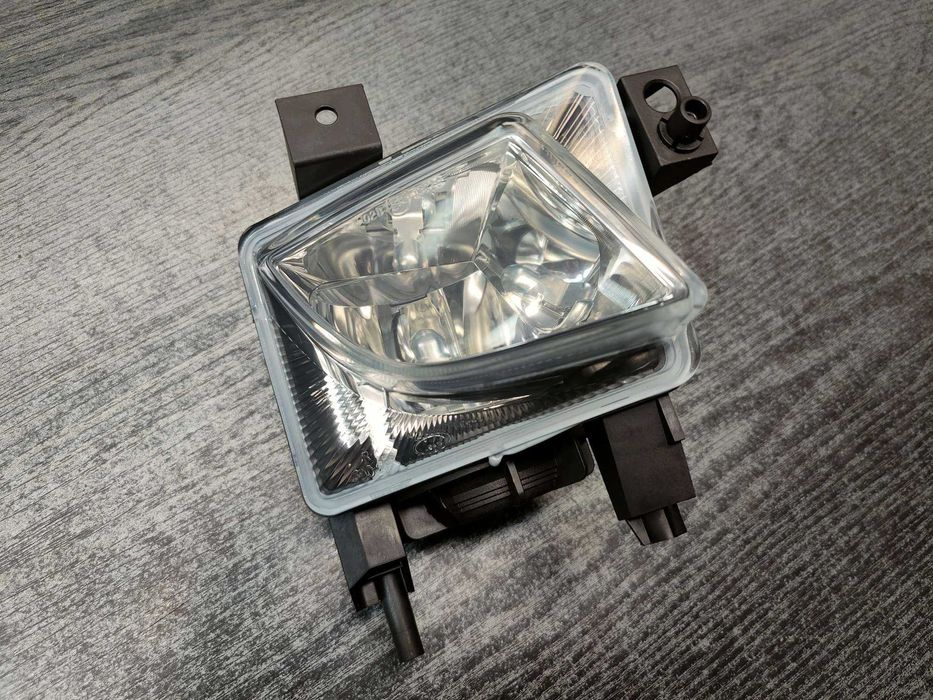 Halogen prawy Vectra C