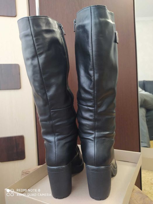 Кожаные сапоги. Сапожки шкіра