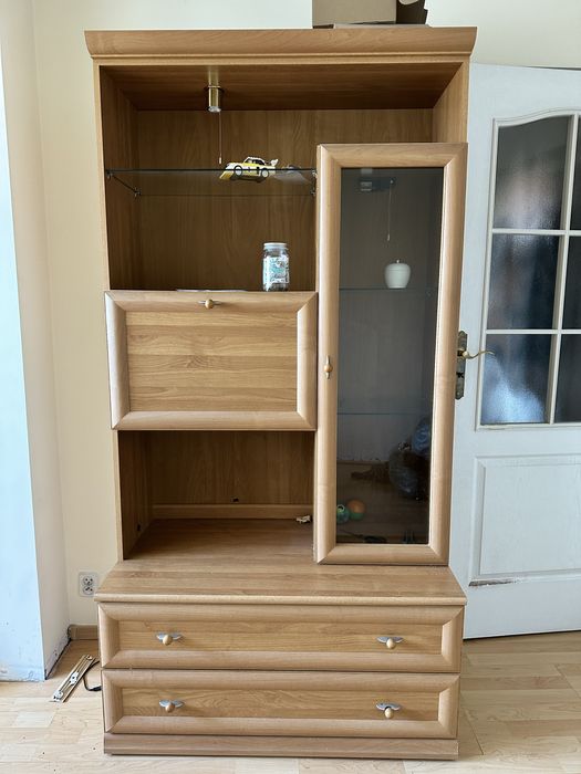 Sprzedam 2 regaly meblowe