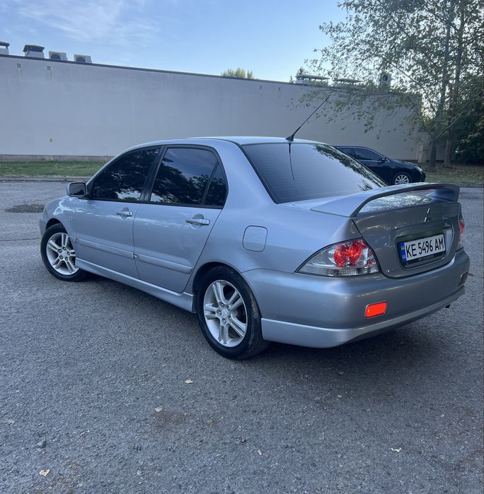 Продам Mitsubishi Lancer IX 2007 год 2,0 на механике