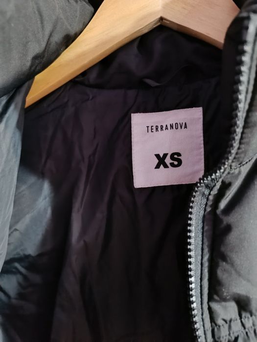 Весняна куртка бренду Terranova  Оригінал