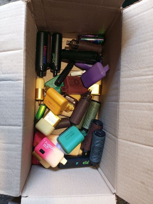 Продам сувеніри .стан не знаю.