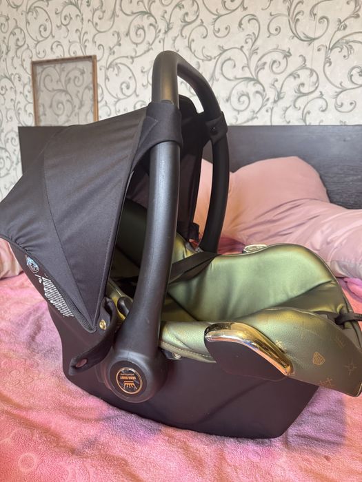 Автокрісло- Автолюлька переноска