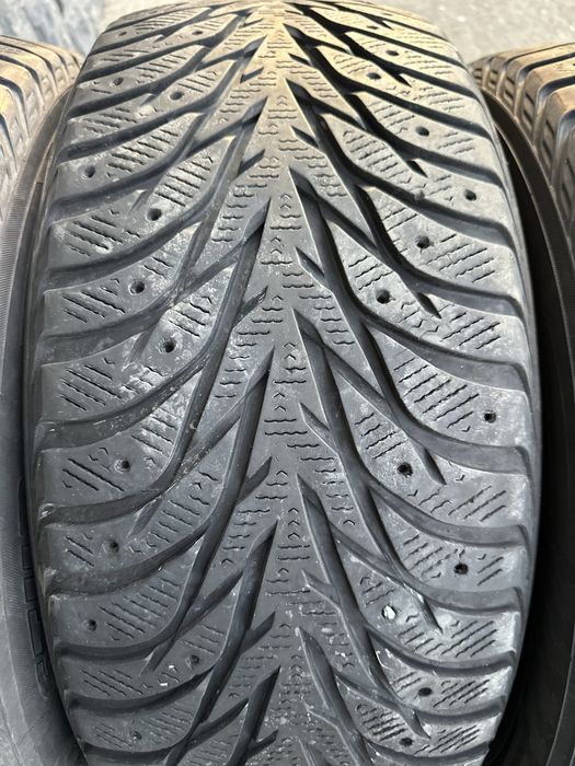 Yokohama ice GUARD STUD 255 55 18R