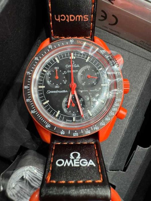 Omega x Swatch SO33O100 Lava - Unikatowy Styl Inspirowany Wulkanem