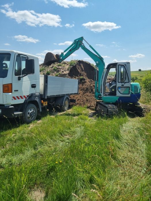Usługi koparką Prace ziemne Niwelacja