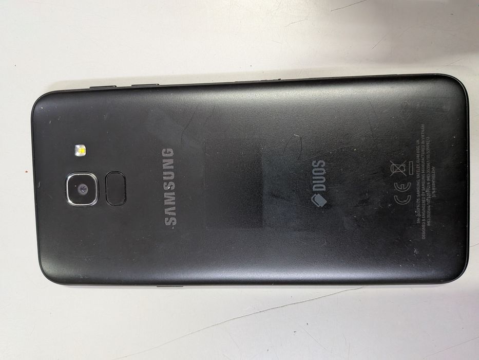 Samsung j6 como novo