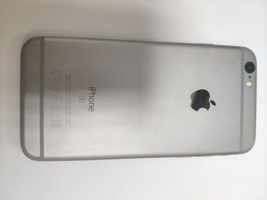 Телефон Apple iPhone 6s 64Gb