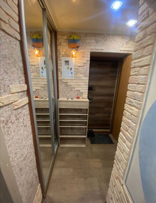 Продаётся 1 к. кв. с ремонтом в Центральном р-не.