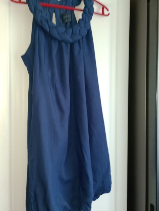 Sprzedam śliczną oryginalną sukienkę