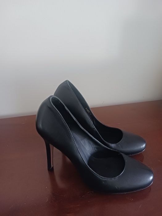 Sapatos tacão alto, da Haity, tamanho 35