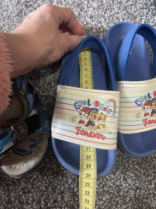 Продам оригінальне взуття дитяче