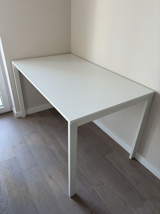 Stół biały VIHALS ikea