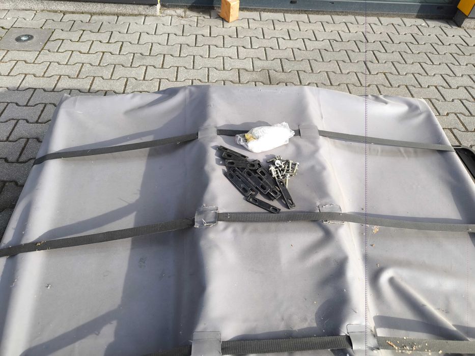 Namiot dachowy uniwersalny do Toyoty Land Cruiser, Hilux