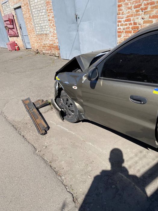 Продам ланос после дтп