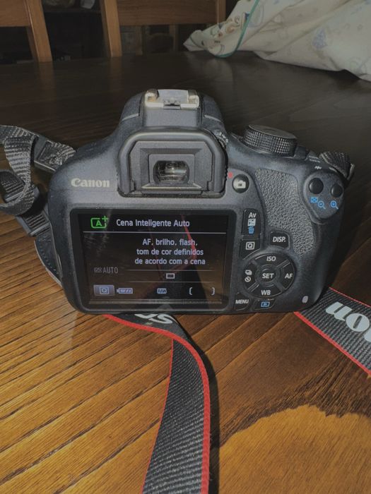 Canon 1200D + Lentes 18-55mm e 50mm, Carregador e Bolsa