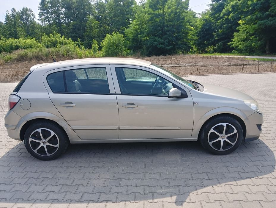 Sprzedam Opel Astra H lift
