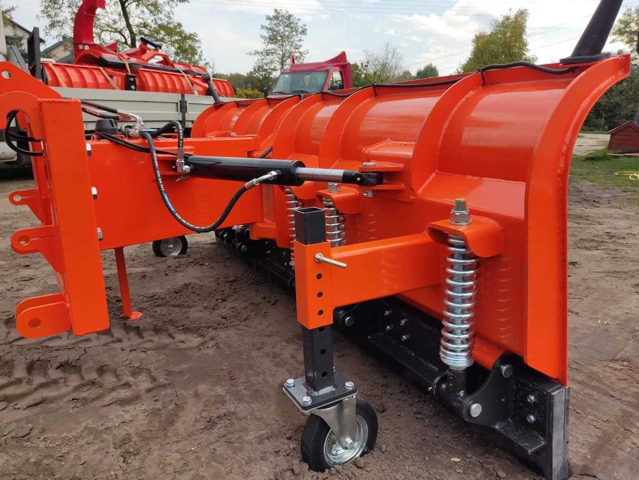 Nowy pług do śniegu METALTECHNIK komunalny prosty Dostawa