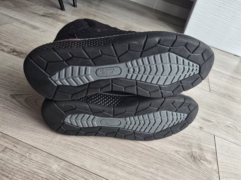 Wiązane trapery męskie ocieplane Lee Cooper r.42