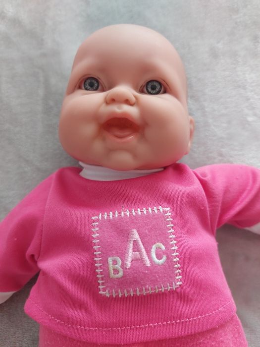 Boneca com acessórios