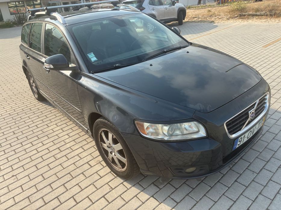 Volvo v50 em bom estado