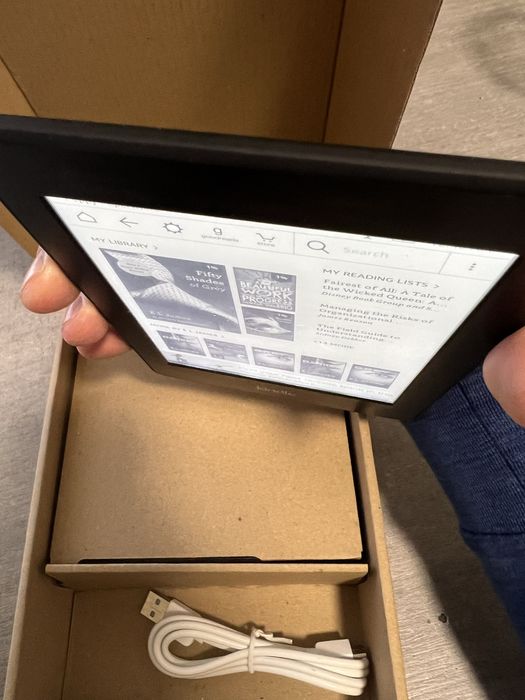 Kindle Paperwhitе. Refurbished. Підсвітка. Як новий. Гарантія