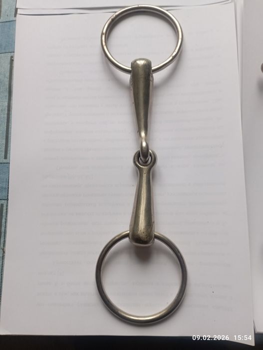 Кінна амуніція, трензеля