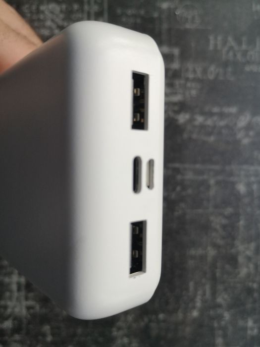 Повербанк 20000 mАh реальная ёмкость, тяжелый