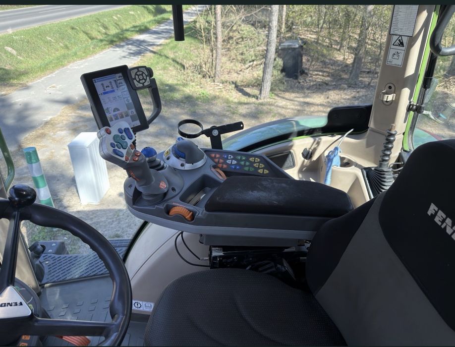 Ciagnik Fendt 724 Vario  TMS Profi