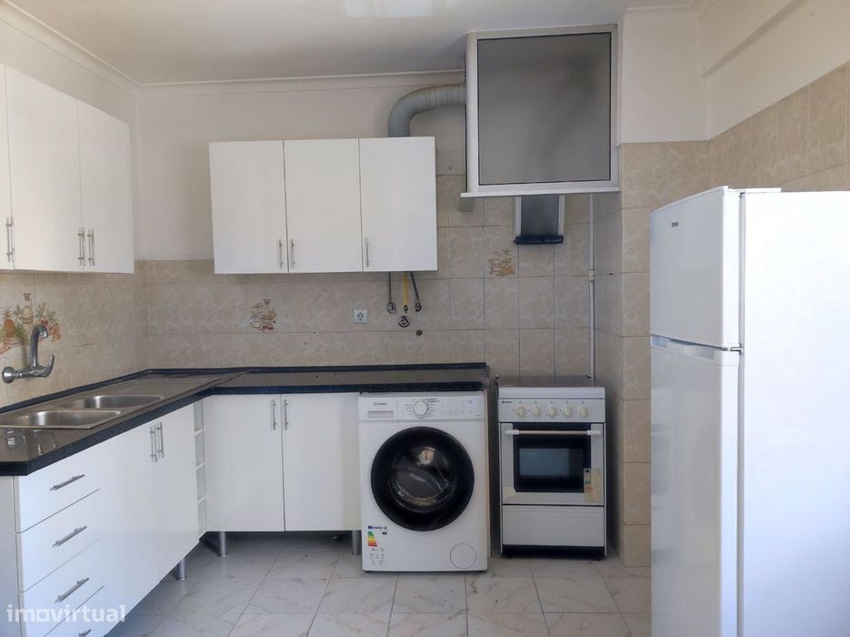 Apartamento T2- 85m Aguálva Sintra