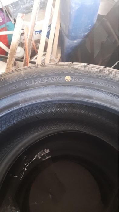 Pneus ILINK novos 245/45R18 100W