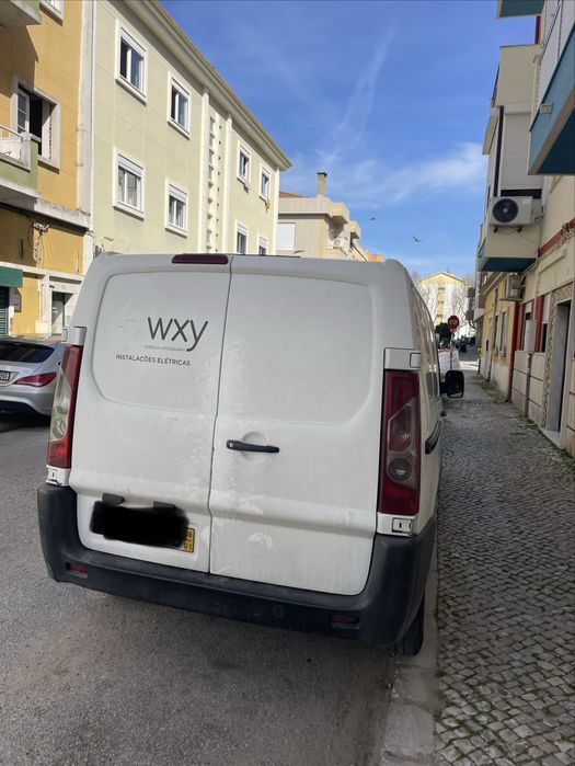 Carrinha Peugeot Expert 2008