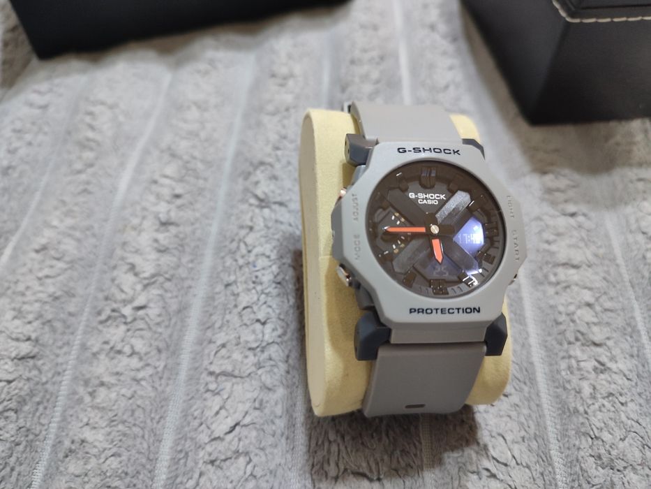 Продаю годинники від 600 грн до 2500грн