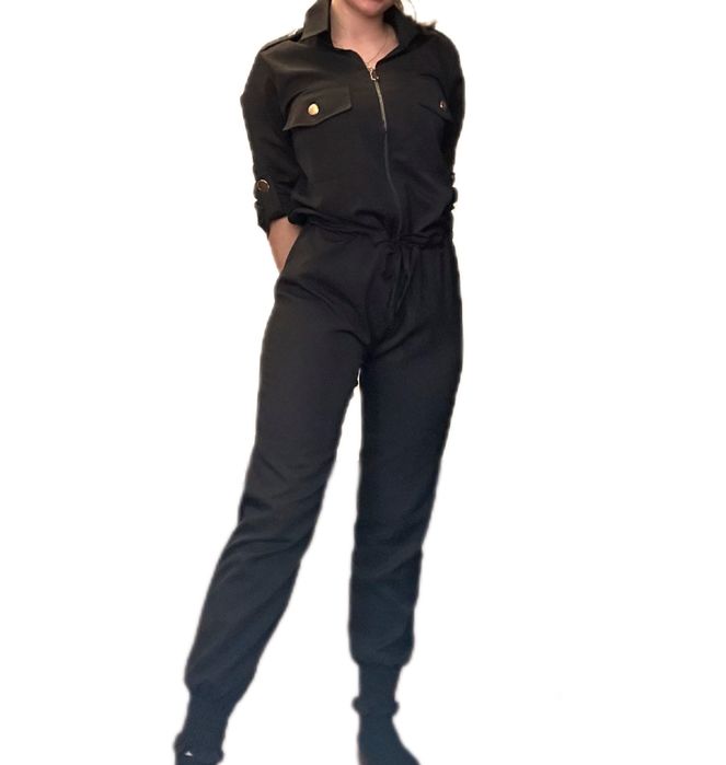 Комбінезон чорний штани на манжеті прогулянковий