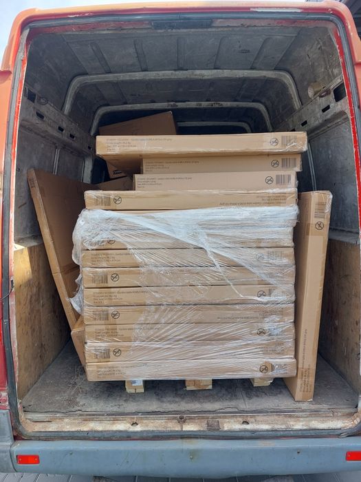 Вантажні перевезення.