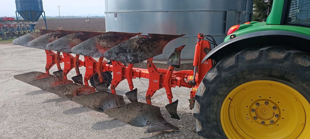 Pług Kuhn MultiMaster 122