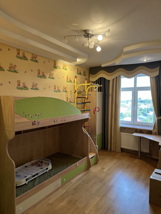 Здам укомплектовану квартиру в новобудові, р-н Чайки з власним гаражем