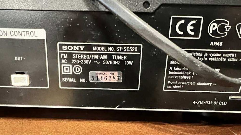 Tuner radiowy Sony ST-SE 520 RDS