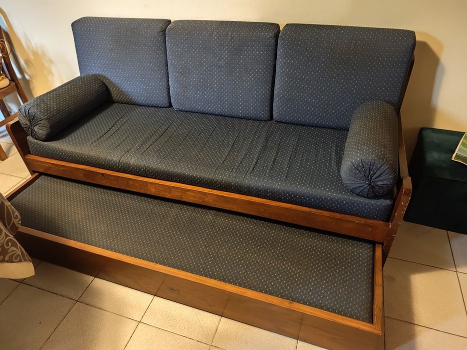 Sofá 3 lugares com gavetão