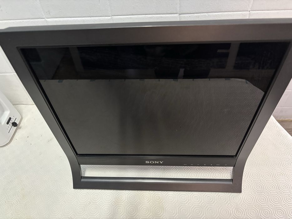 Monitor SONY SDM-HS75P