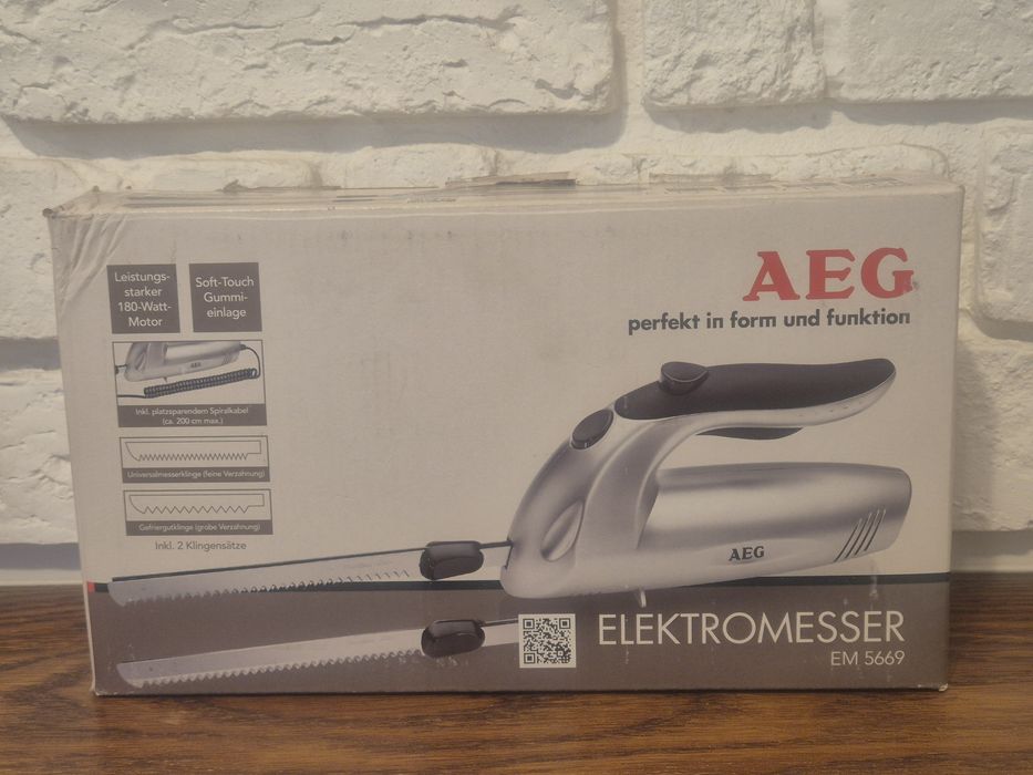 Nóż elektryczny AEG