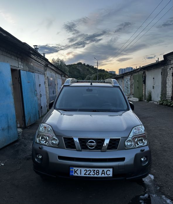 Nissan X-trail columbia 2.5/ повний привід/Газ- бензин