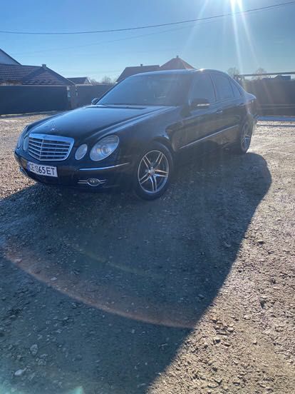 Мерседес e  w211