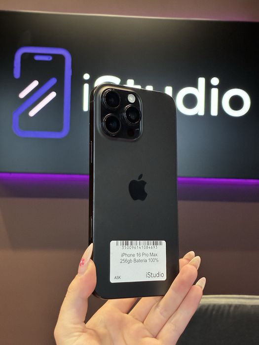 iPhone 16 Pro Max 256GB Tytan Czarny– Stan bardzo dobry – Raty 0% – Wysyłka / Odbiór Warszawa