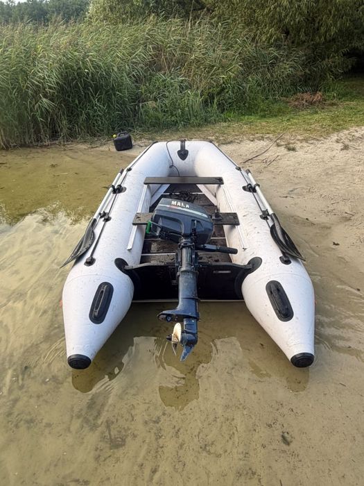 Ponton z silnikiem  yamaha malta