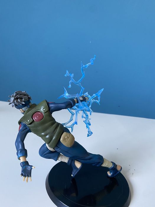 Escultura detalhada Kakashi de coleção