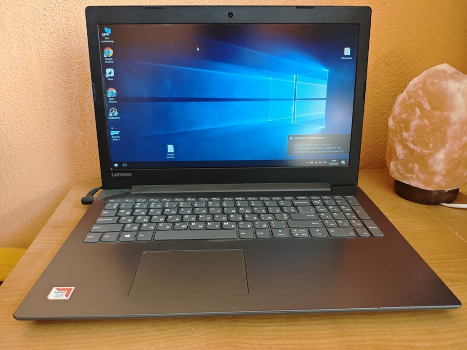 Lenovo ideapad 15 ( в ідеальному стані) 2gb відео, ssd 256, hdd 512